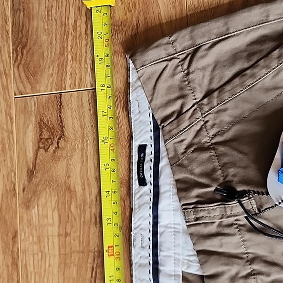 Olive green Dstrezzed shorts size 38 NWT - Picture 6 of 9